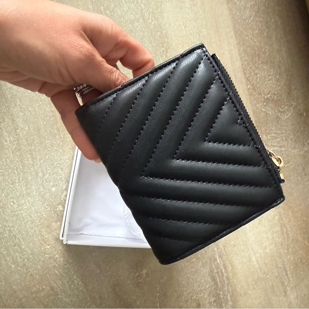 Wallet - Picture 4 of 4